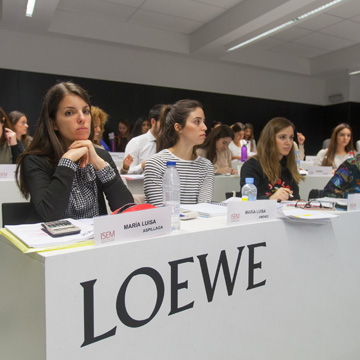 Degree in Marketing + Mention in Fashion